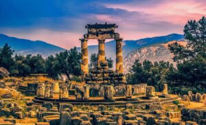 Delphi trip from Athens